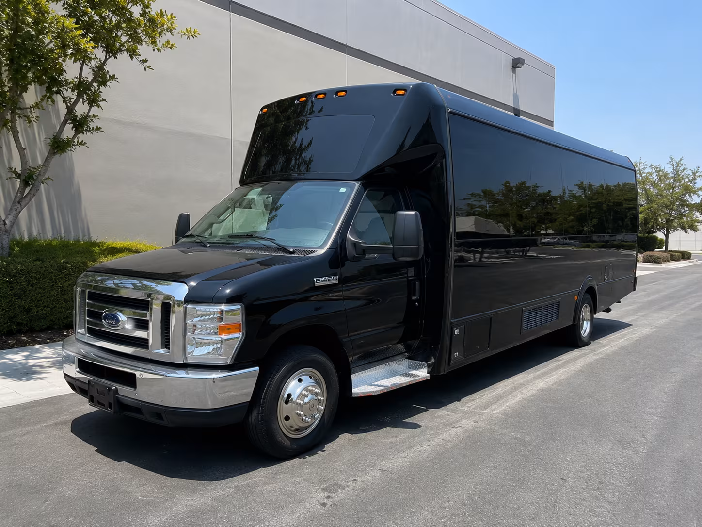 bus rentals